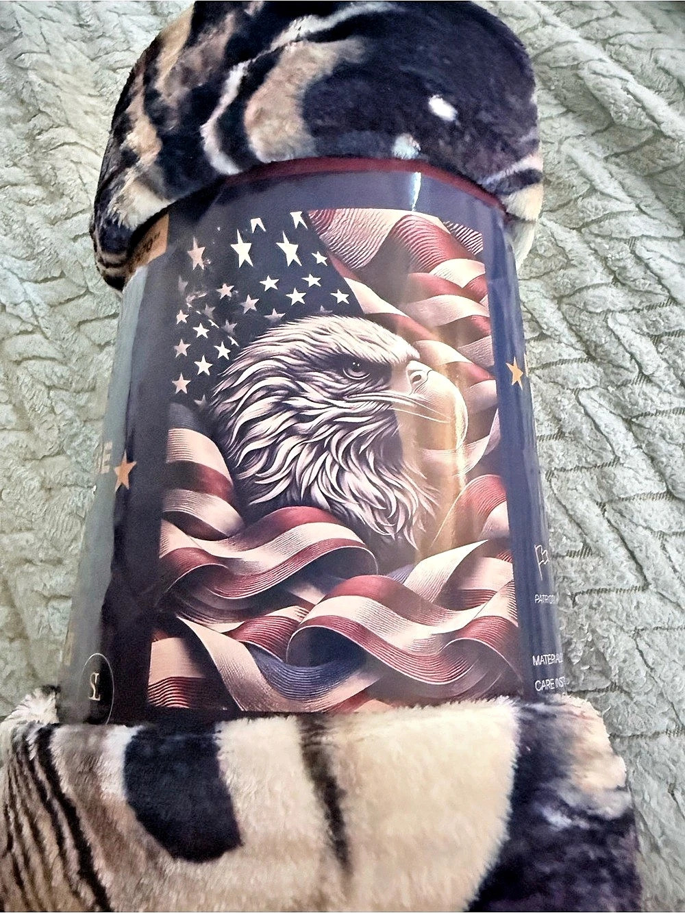 Altitude Home Pride & Heritage American Throws Plush Throw Blanket Black & Red